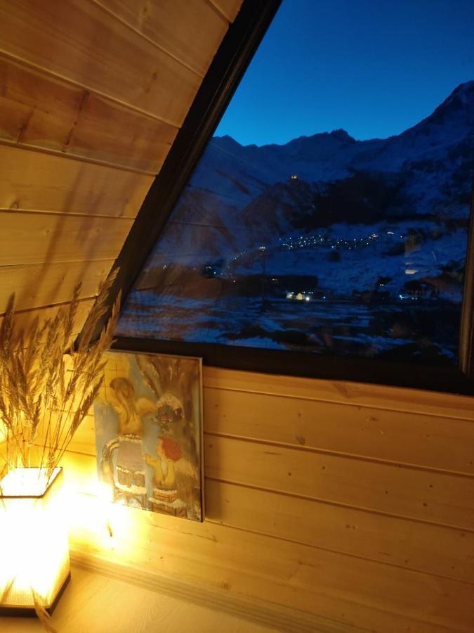 Alone Cottage Kazbegi Exterior foto